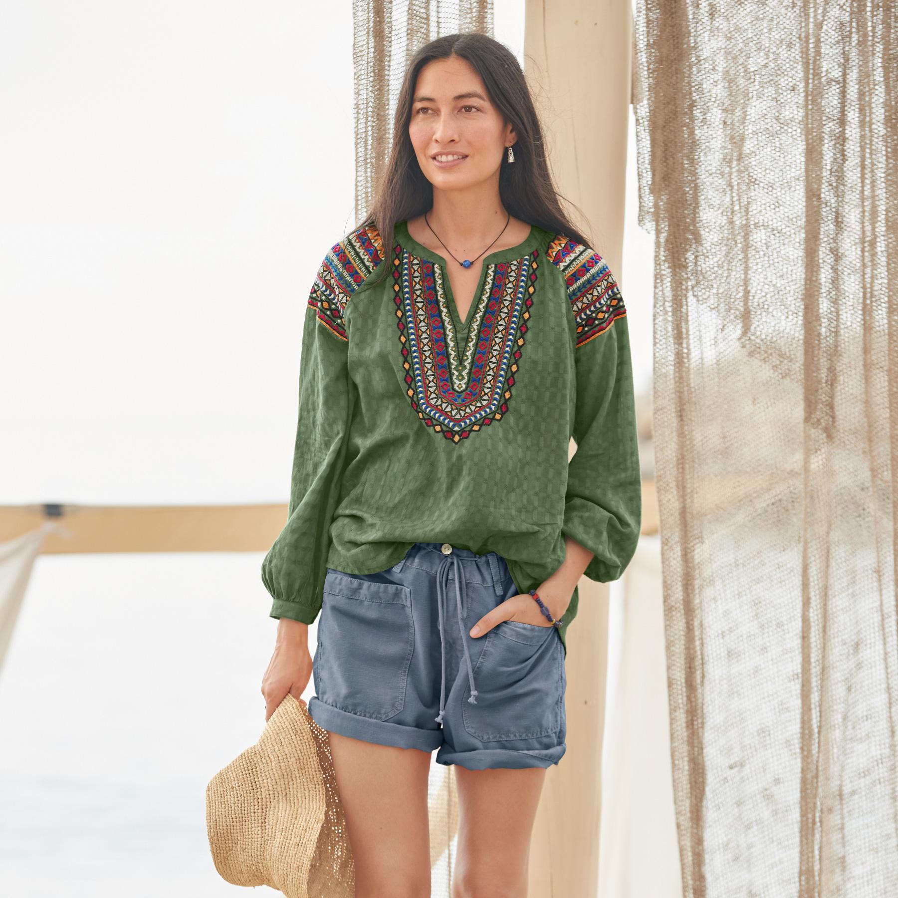 Sea Level Shorts. Petite
