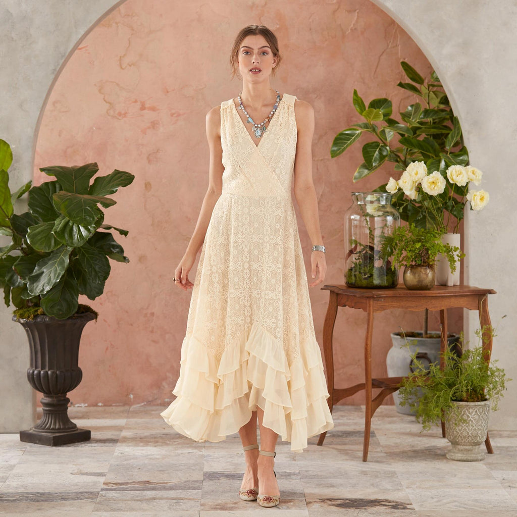 Champs De Fleur Dress. Petite