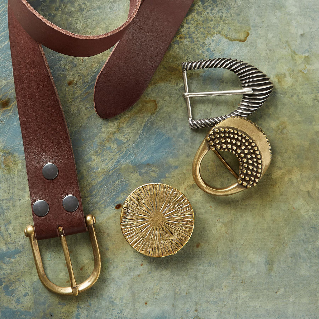 Novella Buckles