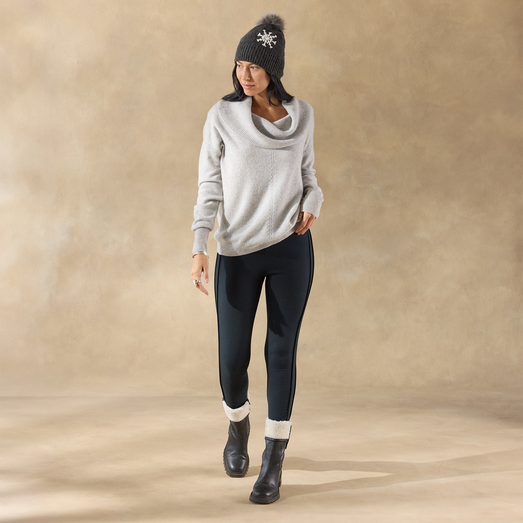 Giovanna Cashmere Cowlneck. Petite