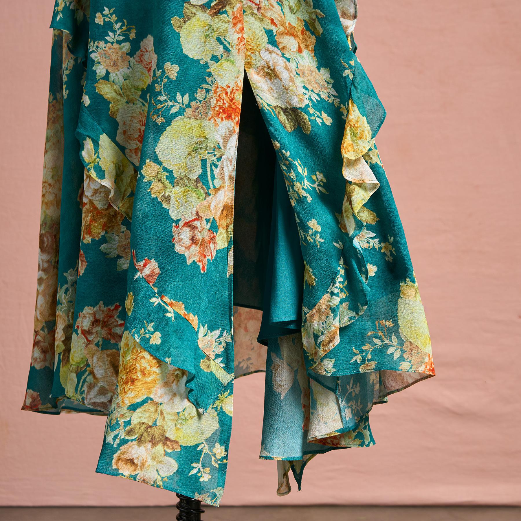 Faye Floral Dress. Petite
