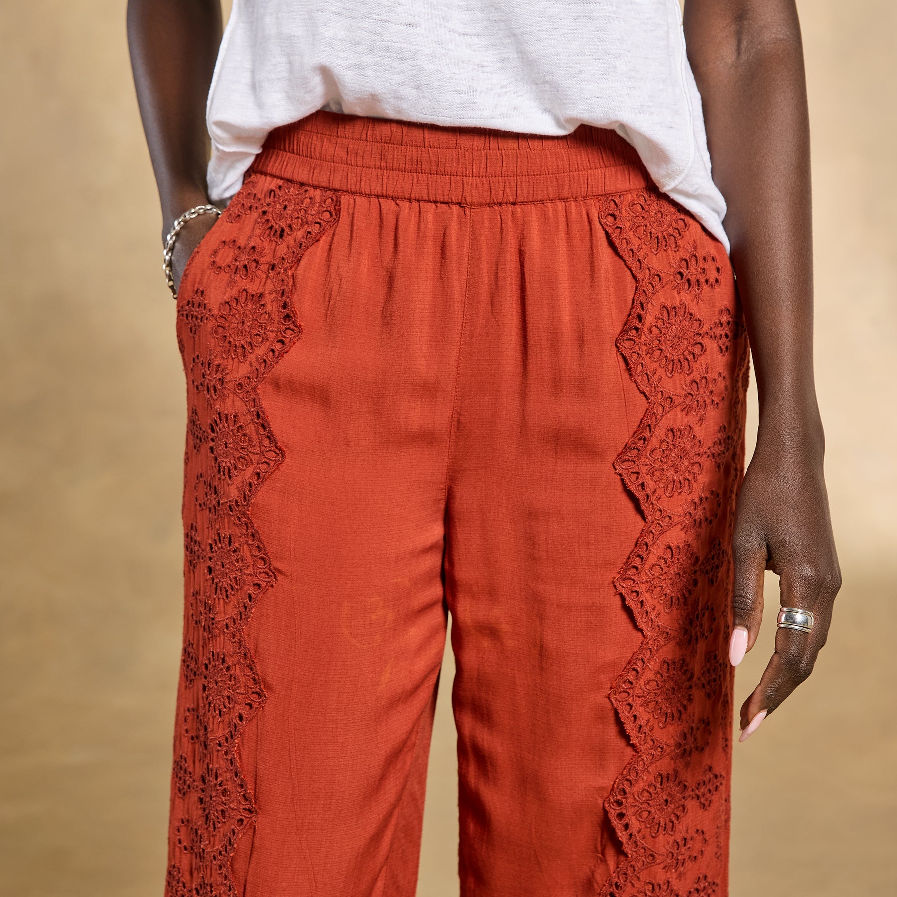 Suvi Eyelet Pants