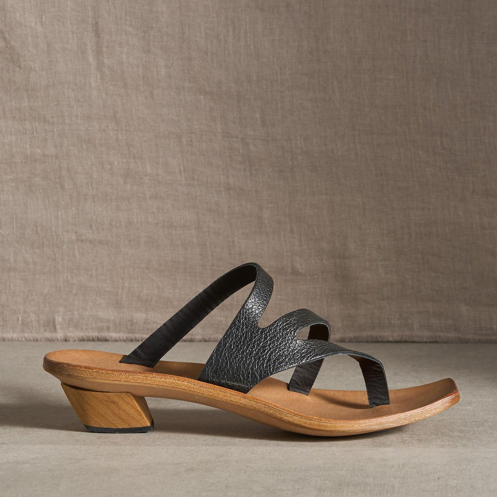 Cupertino Sandals