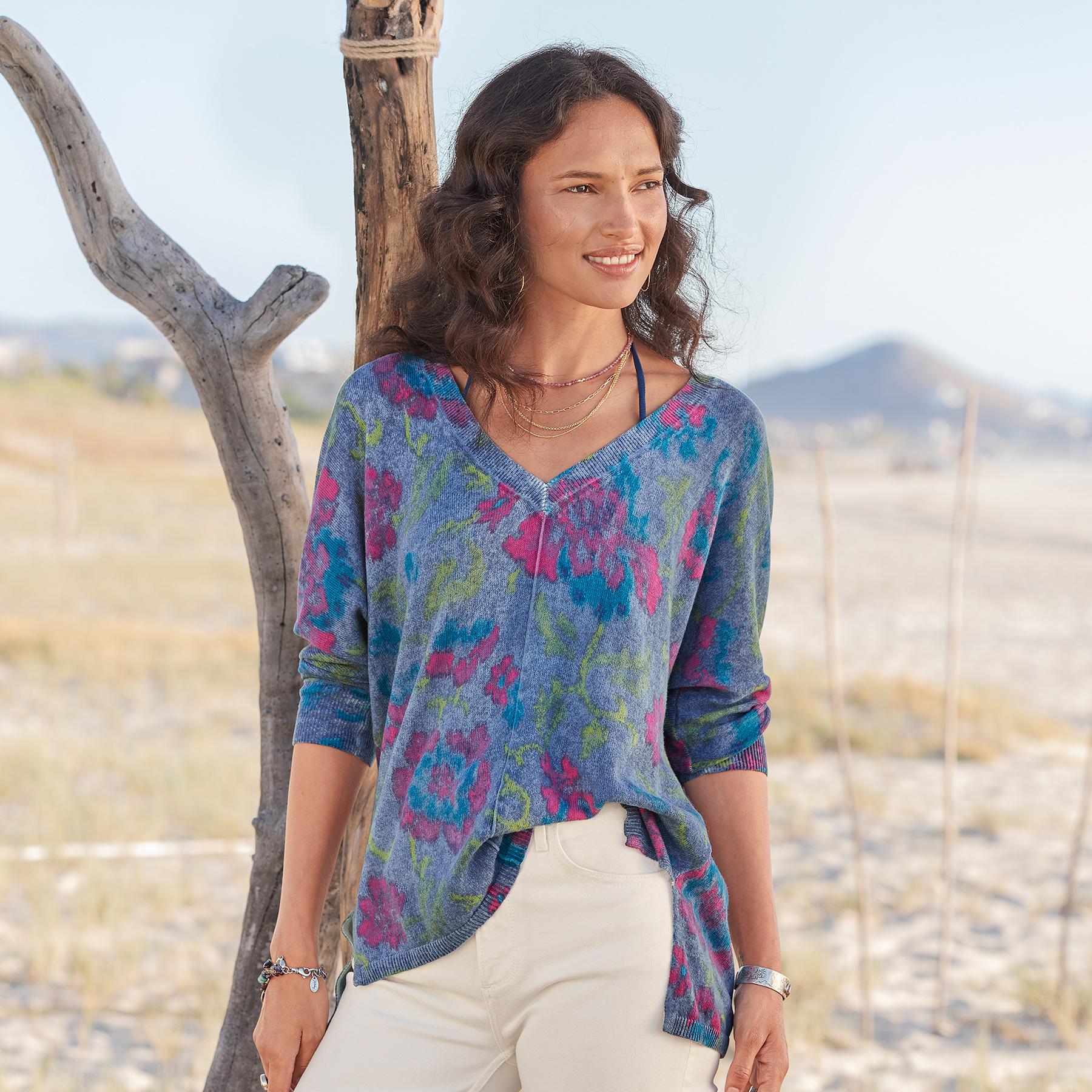 Floral Johanna Sweater. Petite