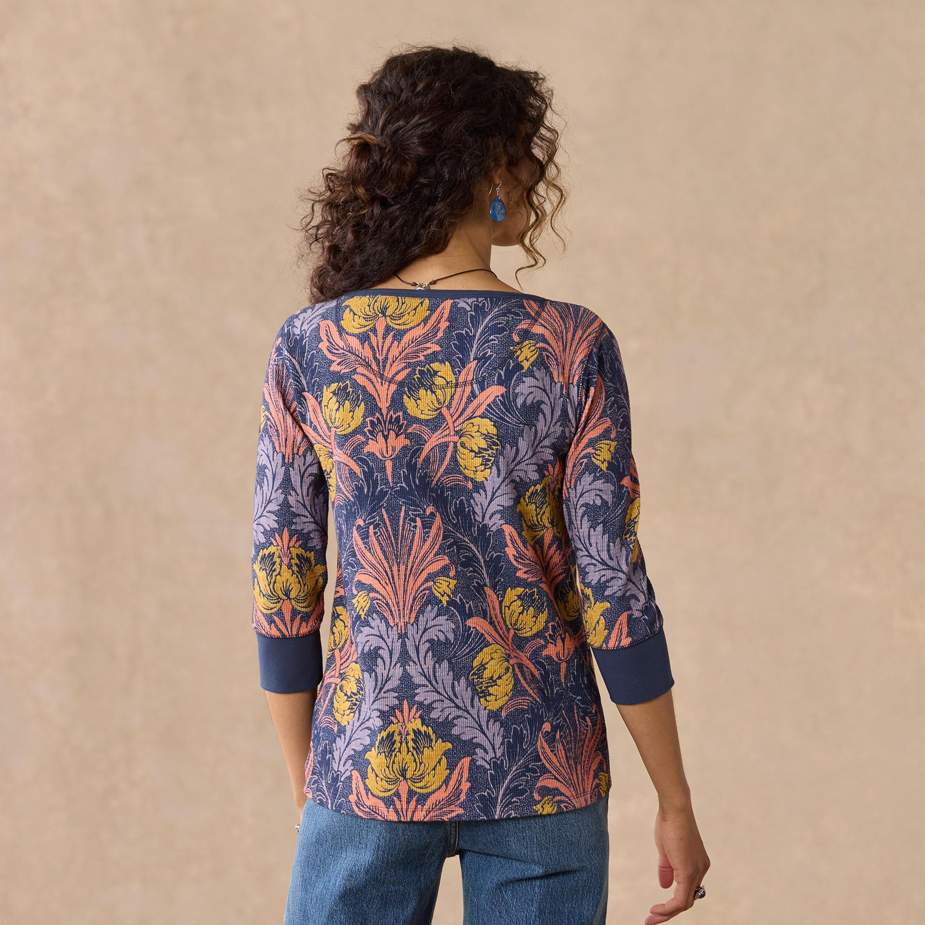 Rosehips Henley. Petite