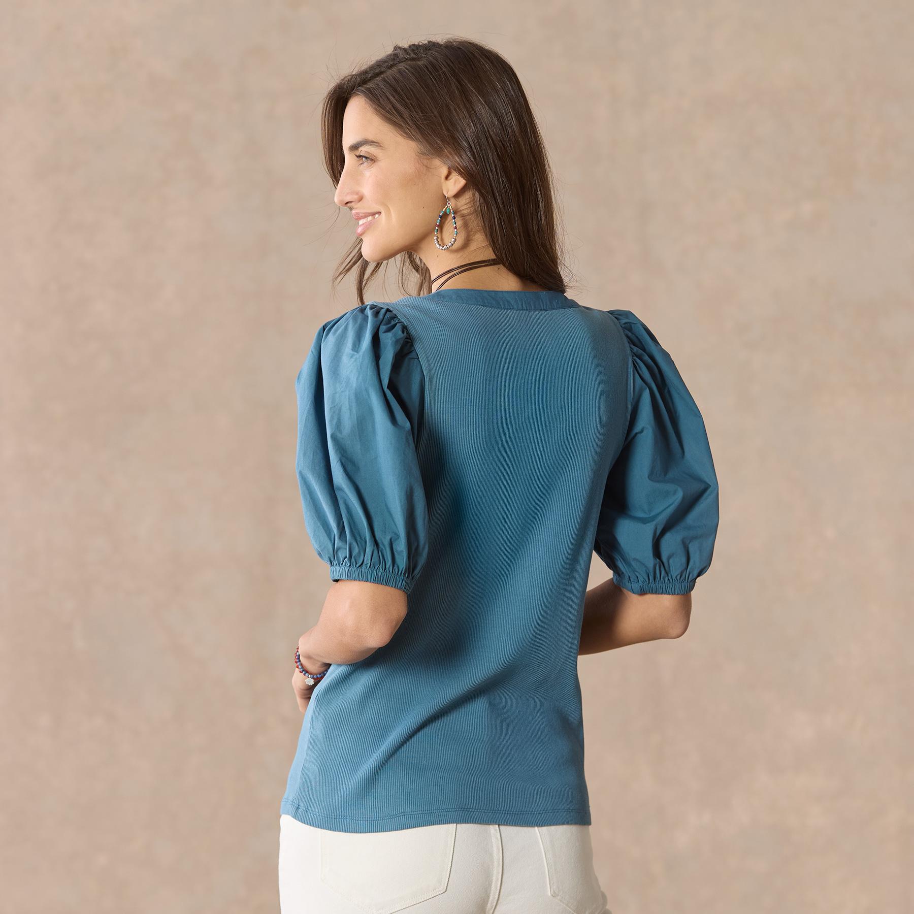 Carolina Henley