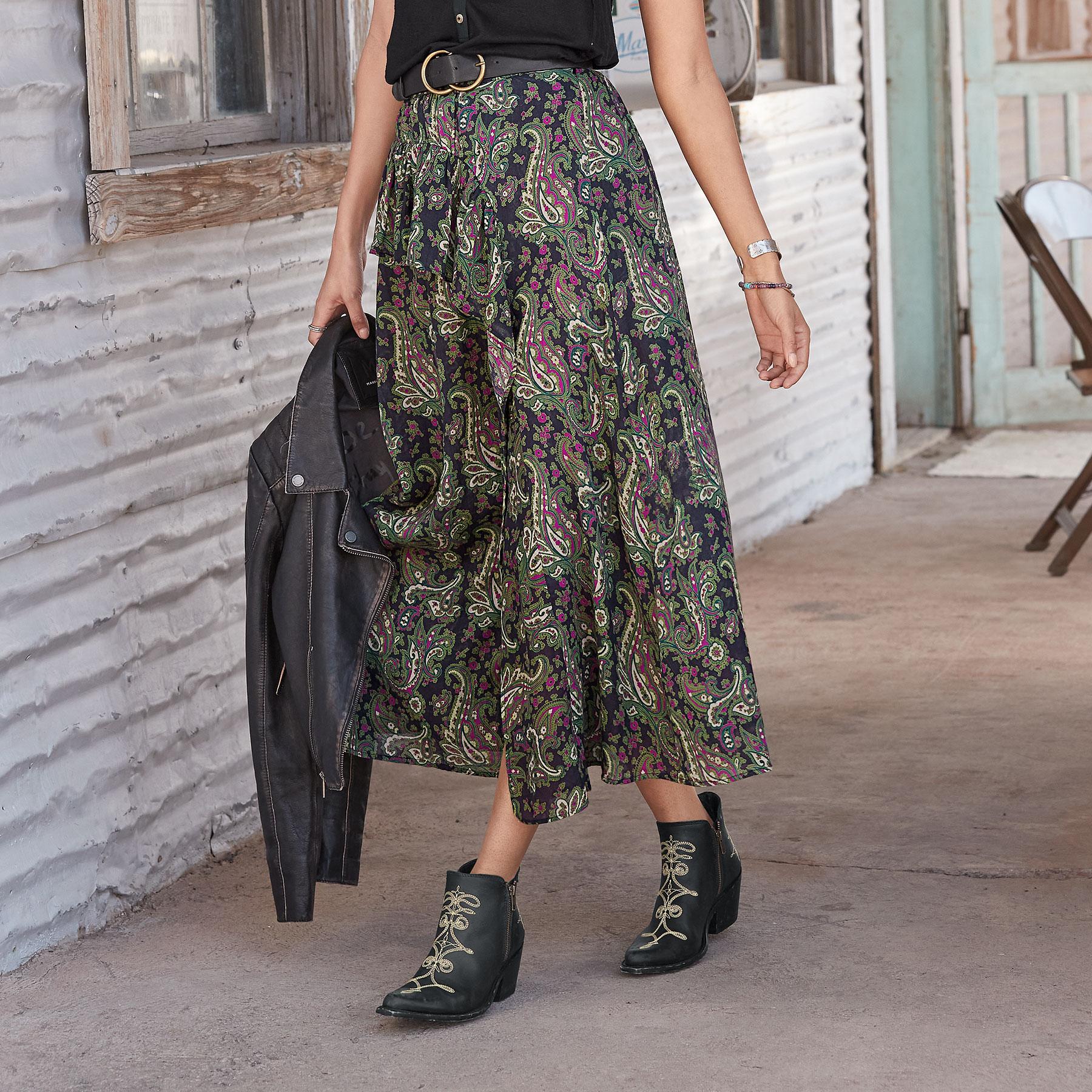 Caldera Ruffle Skirt. Petite