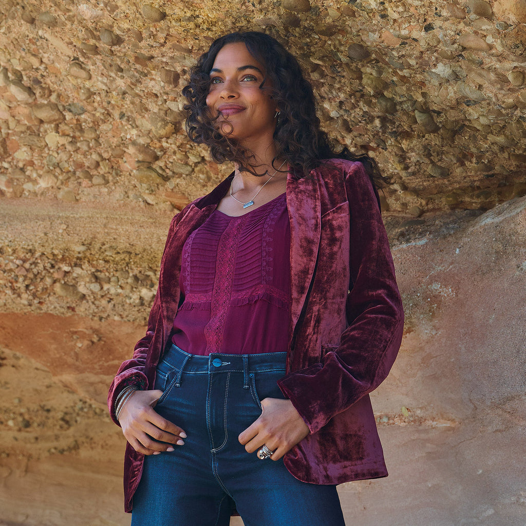 Ravell Velvet Blazer. Petite
