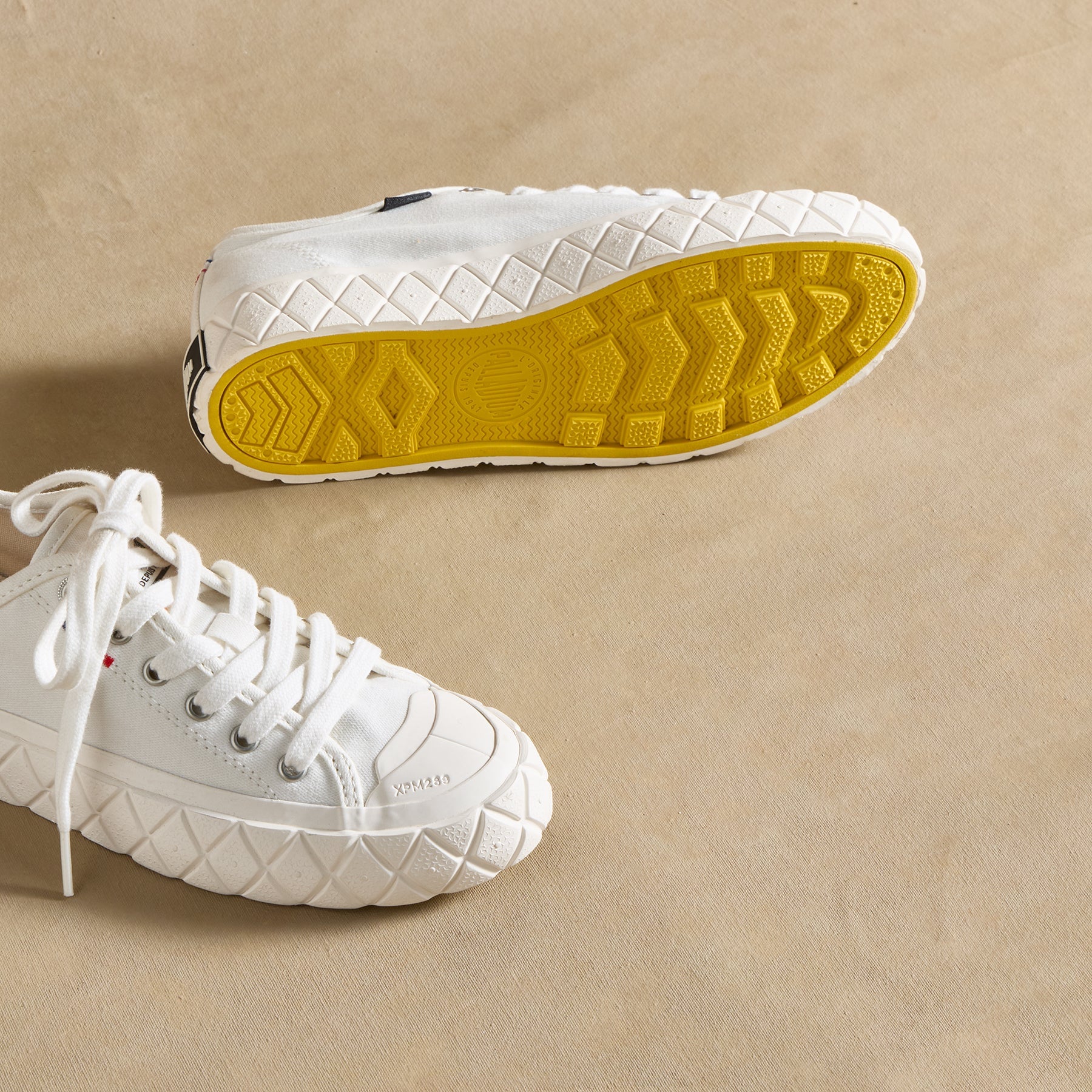 Palla Ace Low Top Sneakers