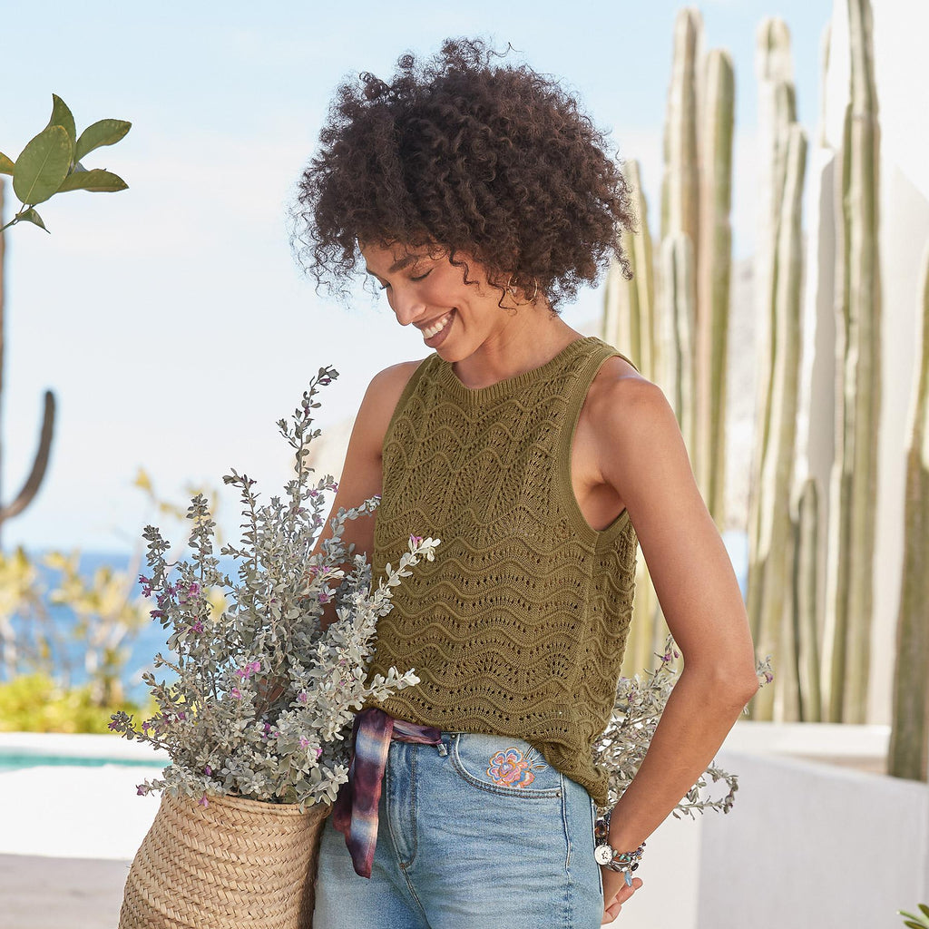Ravina Shell Sweater. Petite