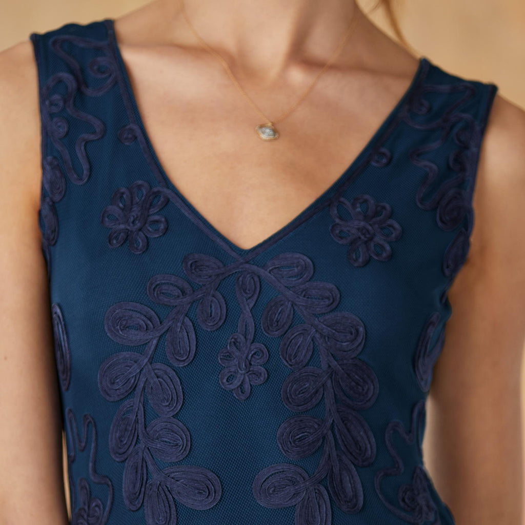 Cameo Dress. Petite