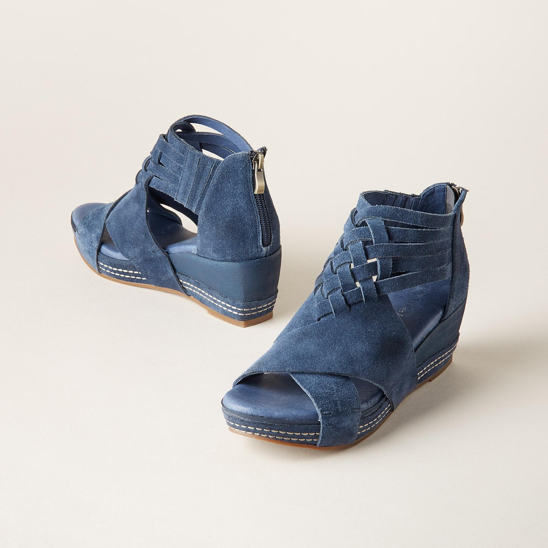 Rowena Wedges