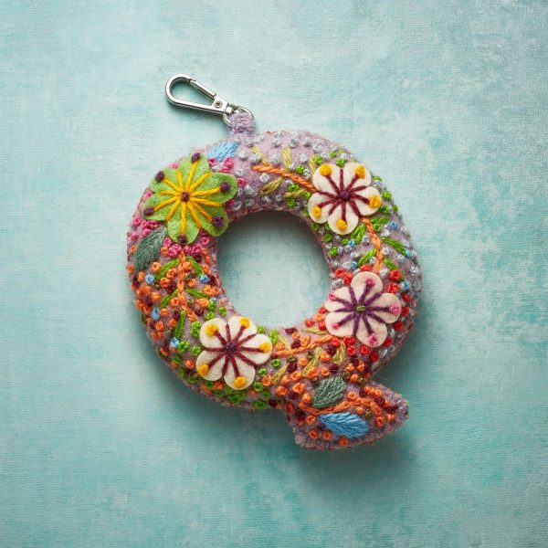 Fleur De Felt Initial Clip