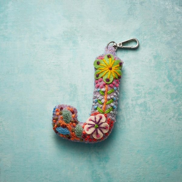Fleur De Felt Initial Clip